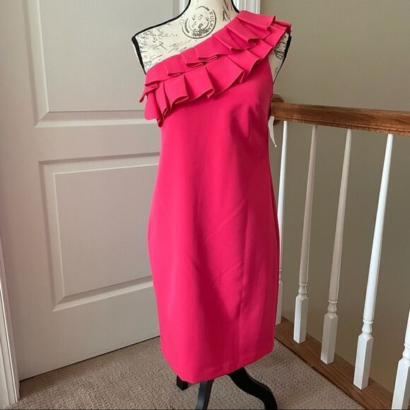NWT Trina Turk Cocktail Dress - Picture 1 of 9